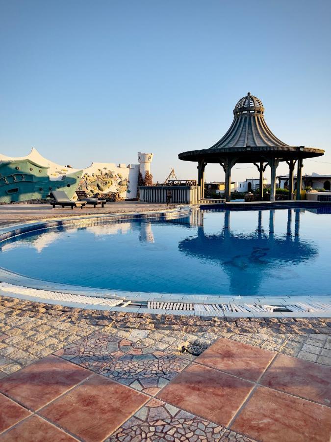 דהב Black Prince Hotel מראה חיצוני תמונה
