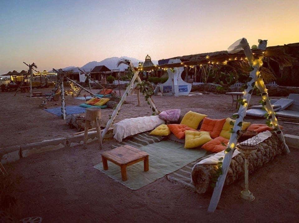 דהב Black Prince Hotel מראה חיצוני תמונה
