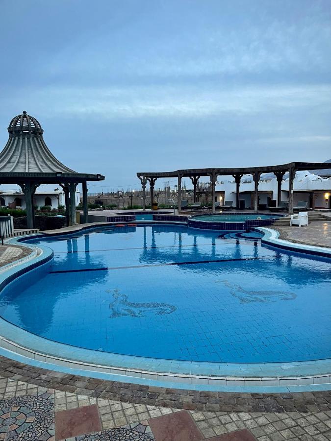 דהב Black Prince Hotel מראה חיצוני תמונה